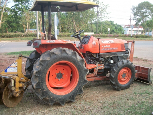ขายด่วน !!! ไม่รับจอง รถไถคูโบต้า L34 + ใบมีดดันหน้า+ผาน 6 + โรตารี่