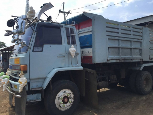 ขาย ISUZU 240 เครื่อง 320 แรง สภาพสวยพร้อมใช้ ติดต่อได้ที่คุณ อ๊อฟ พิจิตร 086-737-9991