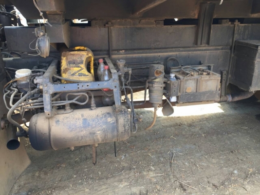 ขาย ISUZU 240 เครื่อง 320 แรง สภาพสวยพร้อมใช้ ติดต่อได้ที่คุณ อ๊อฟ พิจิตร 086-737-9991