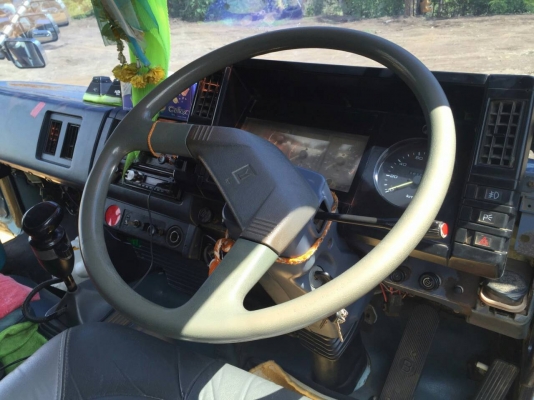 ขาย ISUZU 240 เครื่อง 320 แรง สภาพสวยพร้อมใช้ ติดต่อได้ที่คุณ อ๊อฟ พิจิตร 086-737-9991