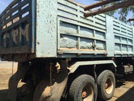 ขาย ISUZU 240 เครื่อง 320 แรง สภาพสวยพร้อมใช้ ติดต่อได้ที่คุณ อ๊อฟ พิจิตร 086-737-9991