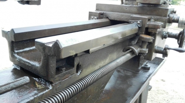 Sell> ขายแท่นกลึง‬ TA SHING 4 ฟุต เกียร์กระตุก เฟืองครบ หน้าแท่นสวยไม่มีที่ติ เดินออโต้ กลึงเกลียว ได้หมด