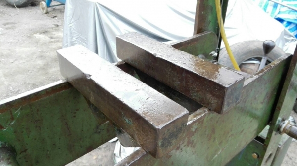 Sell> ขายแท่นอัดไฮดรอลิค‬ TOYO 30 ตัน อุปกรณ์ครบ หนักเบาใช้ได้หมด ยี่ห้อดี โครงแข็งแรง อัดไปไร้กังวล