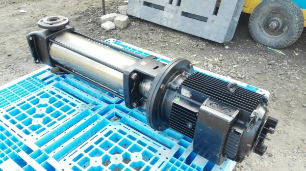 Sell> ขายปั้มน้ำตัวตั้งแรงดันสูง‬ ‪&lrm;GRUNDFOS‬ CR8-160 Q 7,3 m/h Head 120 m. มอเตอร์ 7.5 แรงม้า 3 เฟส 380 V. เทสเครื่องเรียบร้อยแล้ว