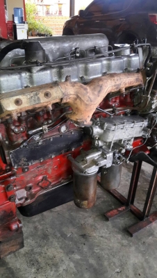 เครื่องยนต์ฮีโน่ EM100(ซูโม่) 220 แรงม้า ติดเร่งดีเดินเบานิ่มๆครับ