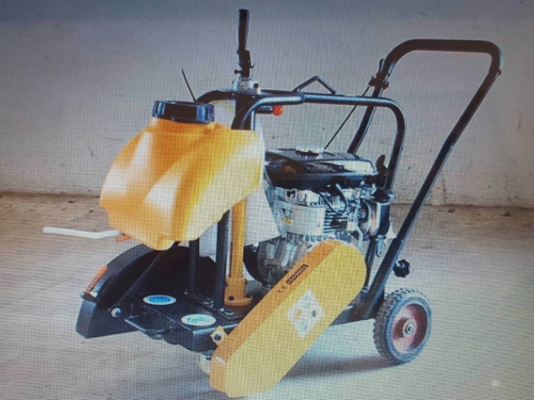 เครื่องตัดปูน LUMAN  พร้อมถังน้ำ