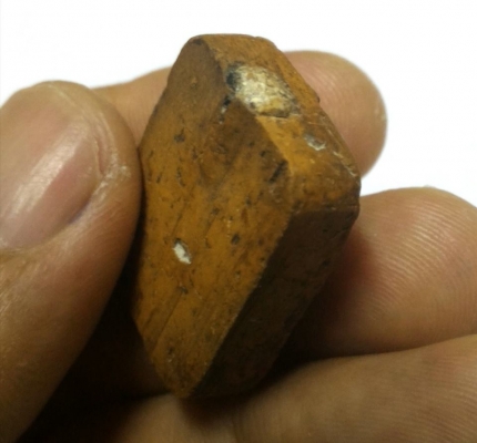 หลวงพ่อปาน ขี่ไก่หางพวง อุดผงพุทธคุณ เนื้อดินสวยมากๆ มีคราบเก่า หายากแล้วครับ