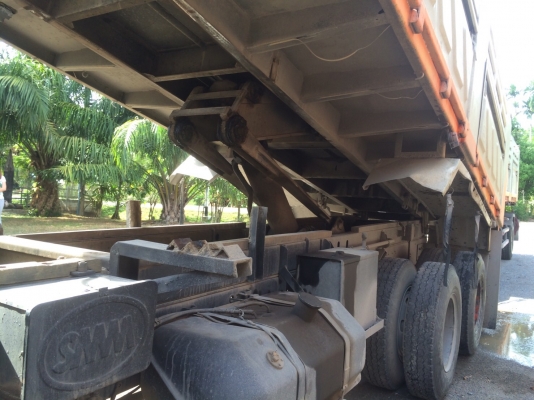 ขายด่วนสิบล้อดั้มสามมิตร3H. 195แรง ปี38ไฟฟ้า หัวสีเดิม เครื่องเกียร์เดิม สภาพสวยพร้อมใช้