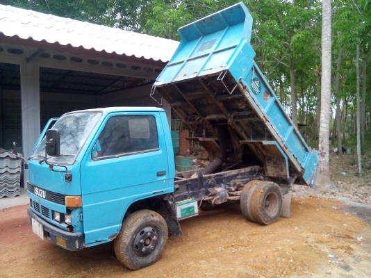 ปิดการขายเรียบร้อย ขอบคุณโกนัยสงขลา 6  ล้อดั้มอีซูสุ  88แรงม้าดั้ม3คิว  (รถห้างแท้)  พร้อมใช้งาน เล่มติดมือ....