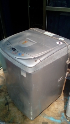 เครื่องซักผ้าอัตโนมัติ LG 7.5 กก.