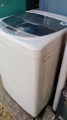 เครื่องซักผ้าอัตโนมัติ LG 6 กก.