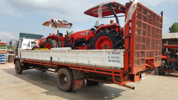 ขาย 6 ล้อ ISUZU ยาง 900 กระบะยาว 7.20 เมตร มีหางพับไฮดรอริค เครื่อง 6BD1 165 แรงม้า คัสซีสวยตลอดเส้น เบรคทิฟฟี่ พวงมาลัยพาวเวอร์ ทะเบียนพร้อมโอนครับ