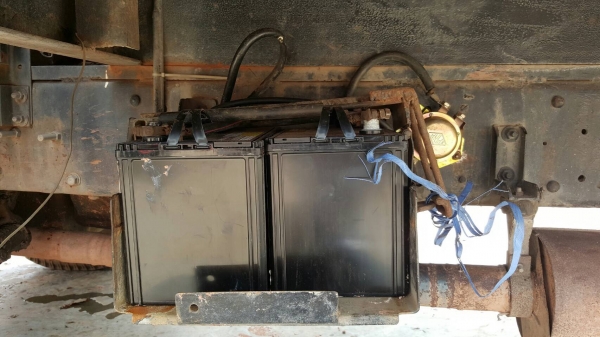 ขาย 6 ล้อ ISUZU ยาง 900 กระบะยาว 7.20 เมตร มีหางพับไฮดรอริค เครื่อง 6BD1 165 แรงม้า คัสซีสวยตลอดเส้น เบรคทิฟฟี่ พวงมาลัยพาวเวอร์ ทะเบียนพร้อมโอนครับ