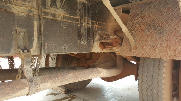 ขาย 6 ล้อ ISUZU ยาง 900 กระบะยาว 7.20 เมตร มีหางพับไฮดรอริค เครื่อง 6BD1 165 แรงม้า คัสซีสวยตลอดเส้น เบรคทิฟฟี่ พวงมาลัยพาวเวอร์ ทะเบียนพร้อมโอนครับ