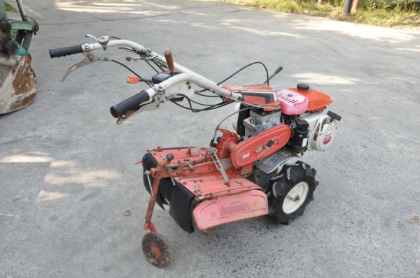 ขายรถพรวนดินMITSUBISHI GM180Lสาดดิน ยกร่อง แรงดี เบนซิล สภาพสวยเดิมจากญี่ปุ่น มีเกียร์ 16,500เท่านั้น