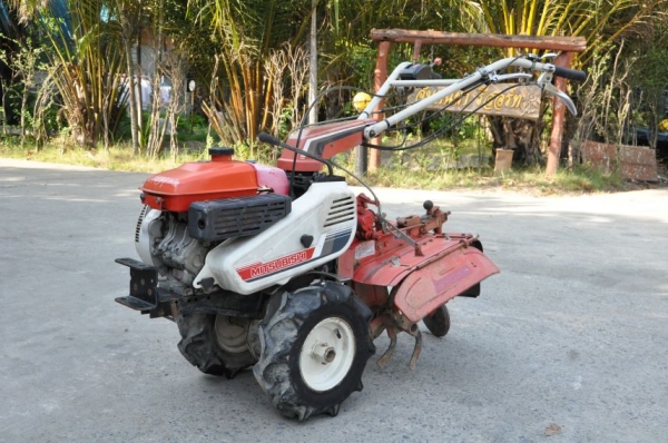 ขายรถพรวนดินMITSUBISHI GM180Lสาดดิน ยกร่อง แรงดี เบนซิล สภาพสวยเดิมจากญี่ปุ่น มีเกียร์ 16,500เท่านั้น