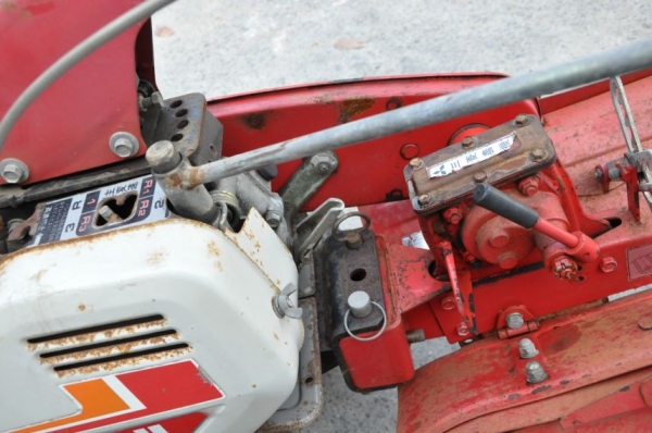 ขายรถพรวนดินMITSUBISHI G710Lสาดดิน ยกร่อง แรงดี เบนซิล สภาพสวยเดิมจากญี่ปุ่น มีเกียร์ 16,500เท่านั้น ขายรถพรวนดินMITSUBISHI G710Lสาดดิน ยกร่อง แรงดี เบนซิล สภาพสวยเดิมจากญี่ปุ่น มีเกียร์ 16,500เท่านั้น