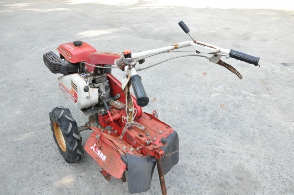 ขายรถพรวนดินMITSUBISHI G710Lสาดดิน ยกร่อง แรงดี เบนซิล สภาพสวยเดิมจากญี่ปุ่น มีเกียร์ 16,500เท่านั้น ขายรถพรวนดินMITSUBISHI G710Lสาดดิน ยกร่อง แรงดี เบนซิล สภาพสวยเดิมจากญี่ปุ่น มีเกียร์ 16,500เท่านั้น