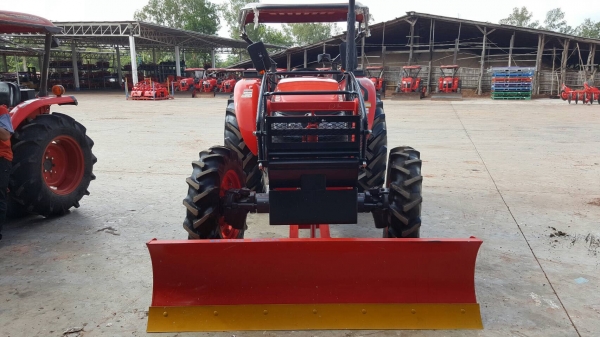 ขาย รถไถ KUBOTA M6040SU ปี 58 รถสภาพเหมือนใหม่ใช้งานแค่ 21 ชม. อุปกรณ์มีผานดันหน้า และผาน 3