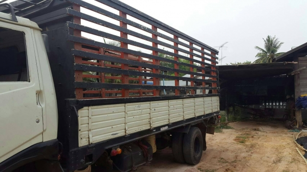 ขายด่วนKM779เครื่อง117คลัชชีสวยตลอดเส้นยางเต็มยว5.5ม.กะบะคอกไม้สวย