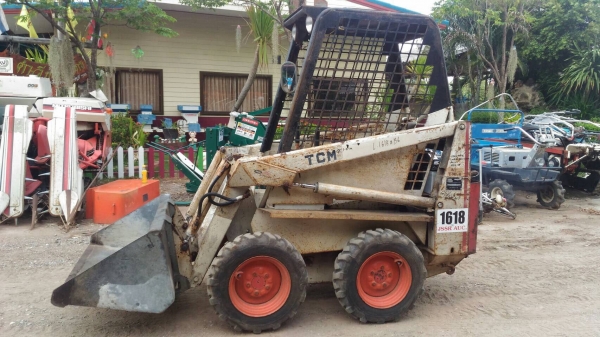 รถบ็อบแคต