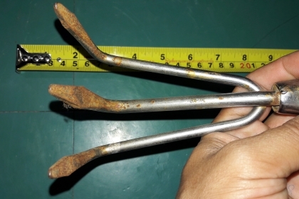 ขายคราดสแตนเลสญี่ปุ่นด้ามไม้เหมาะมืองานดีหนาๆทนๆ ขายคราดสแตนเลสญี่ปุ่นด้ามไม้เหมาะมืองานดีหนาๆทนๆ