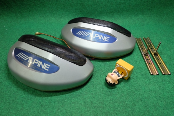 ลำโพงกล่อง Alpine รุ่น SBE-1330S Aero Dynamic Tuned Bassreflex 3 way ลำโพง 3 ทาง