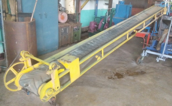 เครื่องอัดอิฐประสาน