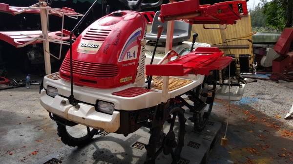 รถดำนา 4 แถว ยันมาร์ ถูกๆๆๆ