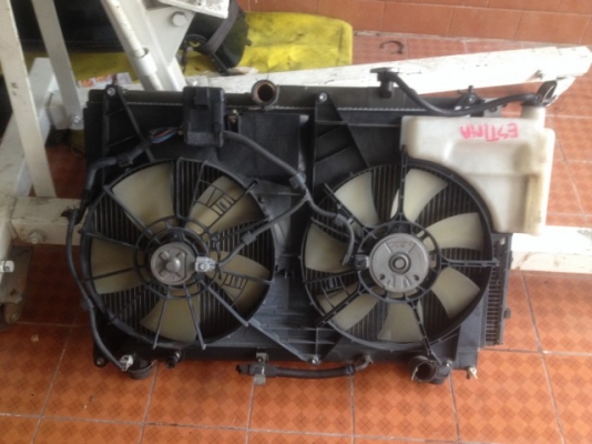 หม้อน้ำพัดลมเเผงเเอร์ครบชุด TOYOTA ESTIMA ACR30 เก่าญี่ปุ่นเเท้สภาพสวย