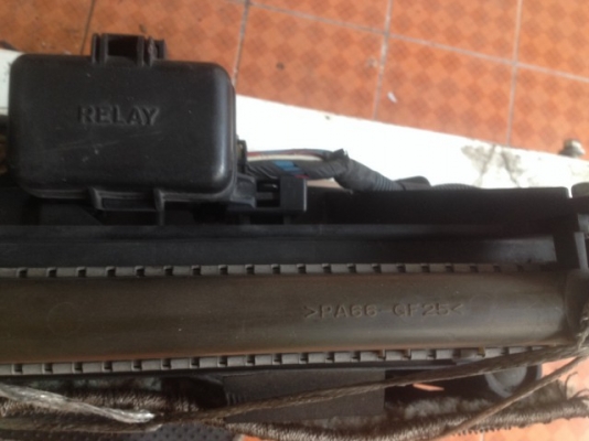 หม้อน้ำพัดลมเเผงเเอร์ครบชุด TOYOTA ESTIMA ACR30 เก่าญี่ปุ่นเเท้สภาพสวย