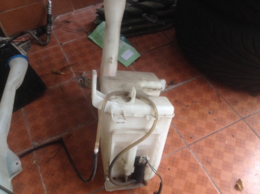 กระปุกฉีดน้ำฝน มิตซู ซีเดีย เก่าญีปุ่นเเท้สภาพดี กระปุกฉีดน้ำฝน มิตซู ซีเดีย เก่าญีปุ่นเเท้สภาพดี