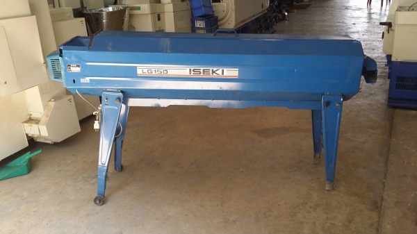 เครื่องคัดเมล็ดพันธุ์ข้าว ISEKI รุ่น LG150 ใช้ไฟ 100 โวลท์ ใช้งานง่าย สามรถคัดเมล็ดข้าวเปลือกที่เม็ดลีบออกจากเมล็ดดี