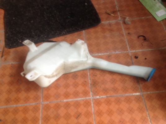 กระปุกฉีดน้ำฝน CIVIC ไดเเมนชั่น เก่าญี่ปุ่นสภาพดี กระปุกฉีดน้ำฝน CIVIC ไดเเมนชั่น เก่าญี่ปุ่นสภาพดี