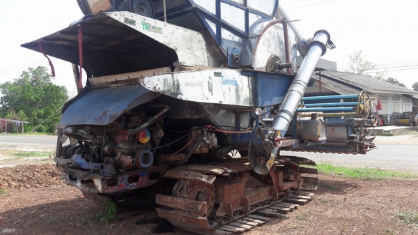 ขายรถเกี่ยว นาบุญ ปั้ม22 ตัวเดิน 10 เพลาใหญ่ เครื่อง 6 BG 185 เทอร์โบ ติดต่อช่างหมึก 087-5262494 และ 094-7452226 ขายรถเกี่ยว นาบุญ ปั้ม22 ตัวเดิน 10 เพลาใหญ่ เครื่อง 6 BG 185 เทอร์โบ ติดต่อช่างหมึก 087-5262494 และ 094-7452226