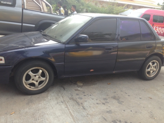 ขายรถเก๋ง ราคาหมื่นกว่า