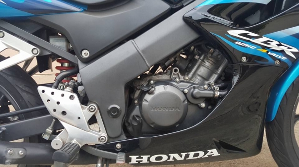 ขอเสนอ สุดยอดของนางฟ้า HONDA CBR 150 CC. รถเจ้าของคนเดียว