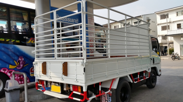 ขายรถบรรทุกisuzu