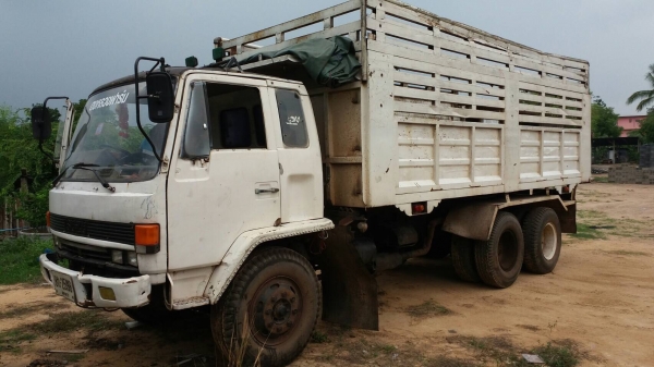 ISUZU ROCKY FVZ12MY ปี33 เครื่อง175แรง 6BG1 ดั้ม2เพลา ถอดเพลาหนึ่งครับ