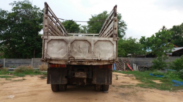 ISUZU ROCKY FVZ12MY ปี33 เครื่อง175แรง 6BG1 ดั้ม2เพลา ถอดเพลาหนึ่งครับ ISUZU ROCKY FVZ12MY ปี33 เครื่อง175แรง 6BG1 ดั้ม2เพลา ถอดเพลาหนึ่งครับ