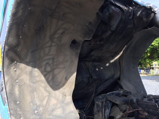 ขาย 6 ล้อ  NKR เครื่อง 110 แรง ยาว 4.30 ม. ปี 1988 - 2531  มีพวงมาลัยเพาเวอร์ มีแอร์  กระจกไฟฟ้า กะบะเหล็กทั้งลูก กะบะสวยมาก ไม่มีผุ ไม่มีสนิม เครื่องดี