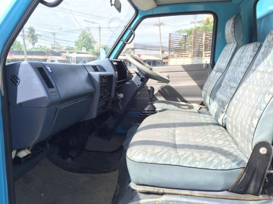 ขาย 6 ล้อ  NKR เครื่อง 110 แรง ยาว 4.30 ม. ปี 1988 - 2531  มีพวงมาลัยเพาเวอร์ มีแอร์  กระจกไฟฟ้า กะบะเหล็กทั้งลูก กะบะสวยมาก ไม่มีผุ ไม่มีสนิม เครื่องดี