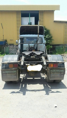 ขายหัวลากนิสสัน6ล้อ