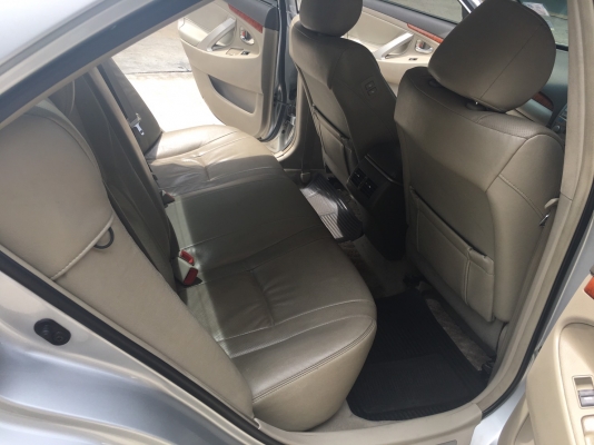 toyota camry 2.0g minor change สีเทา ปี 2010จด11 สีสวยภายในสะอาด รถมือเดียว