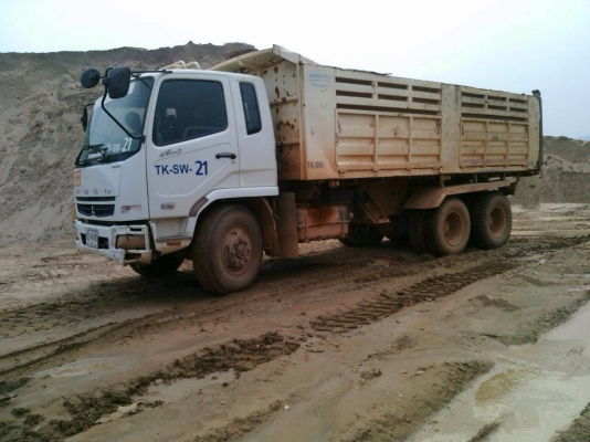 ขายด่วน รถสิบล้อสองเพลาดั้มพ์  mitsu  240  ปี56  สภาพดีมาก  พร้อมใช้งาน