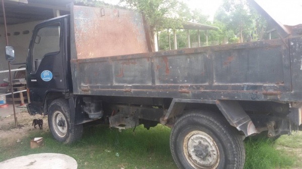 ขายรถดั้ม 4 ล้อเล็ก