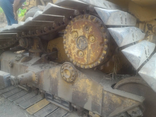 ขาย 750,000 CAT D 5 H ตีนเป็ด เครื่องดี เกียร์แรง ช่วงล่างเต็ม รถสวยพร้อมใช้ 090-772-3710 090-772-3708 ขาย 750,000 CAT D 5 H ตีนเป็ด เครื่องดี เกียร์แรง ช่วงล่างเต็ม รถสวยพร้อมใช้ 090-772-3710 090-772-3708