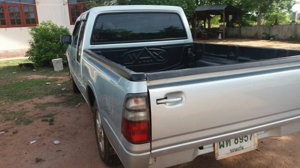 ขายรถกระบะ ดราก้อนปี40 รถสวยสภาพพร้อมใช้งาน เอกสารพร้อมโอน สนใจโทร 090-8588220คุณนะ 093-3258446คุณบิว หรือเข้าดูสินค้าอื่นๆได้ที่ www.narong2truck.com หรือ www.truck.in.th/498 หรือเพจFacebook ณรงค์ ซื้อขายรถมือสอง (เว็บไซต์ส่วนตัว) หรือFacebook คุณนะ รถบร