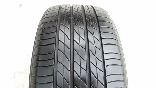 ขายยาง225/50/17 ปี 3614 MICHERLIN 3ST 4 เส้น ขายยาง225/50/17 ปี 3614 MICHERLIN 3ST 4 เส้น