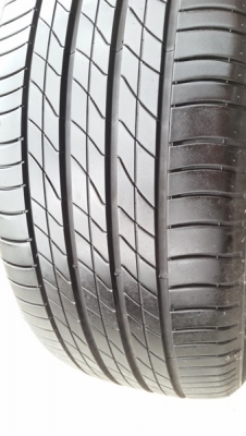 ขายยาง225/50/17 ปี 3614 MICHERLIN 3ST 4 เส้น ขายยาง225/50/17 ปี 3614 MICHERLIN 3ST 4 เส้น